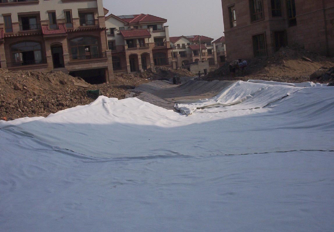 景観川防浸透膜です